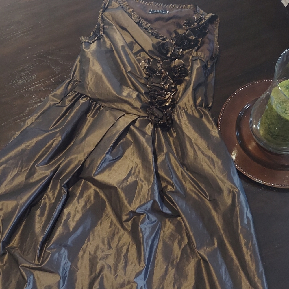 Roberto Rodriguez party dress